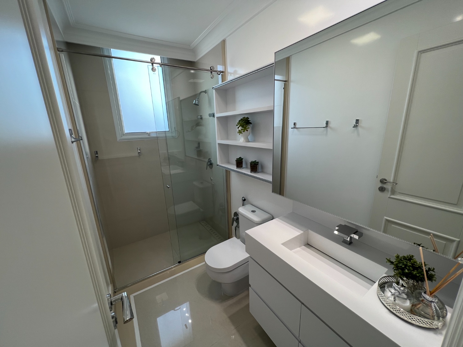 Apartamento no Edifício Millennium Palace em Balneário Camboriú - foto 21