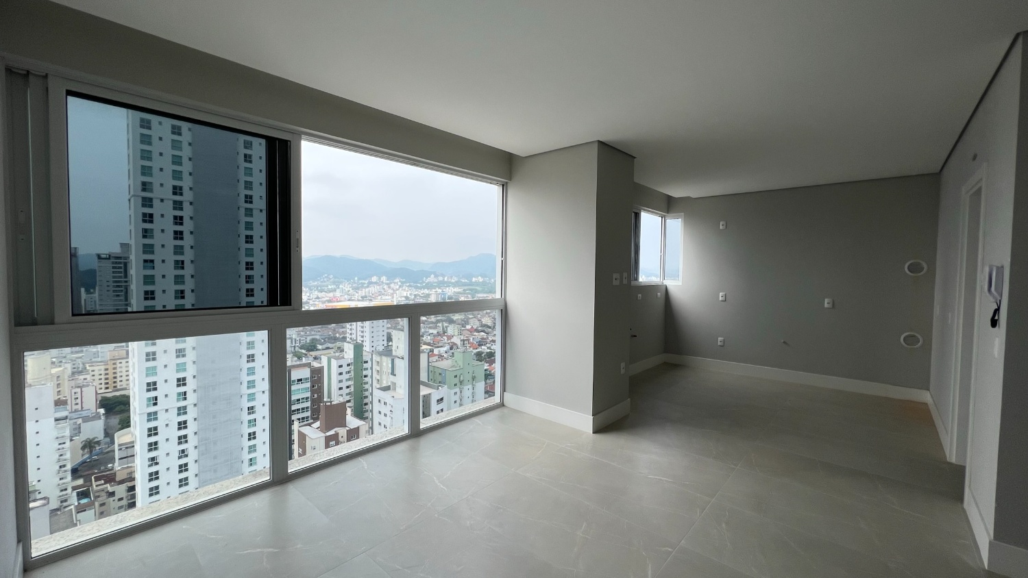 Apartamento no Edifício Città di Vinci em Balneário Camboriú - foto 4