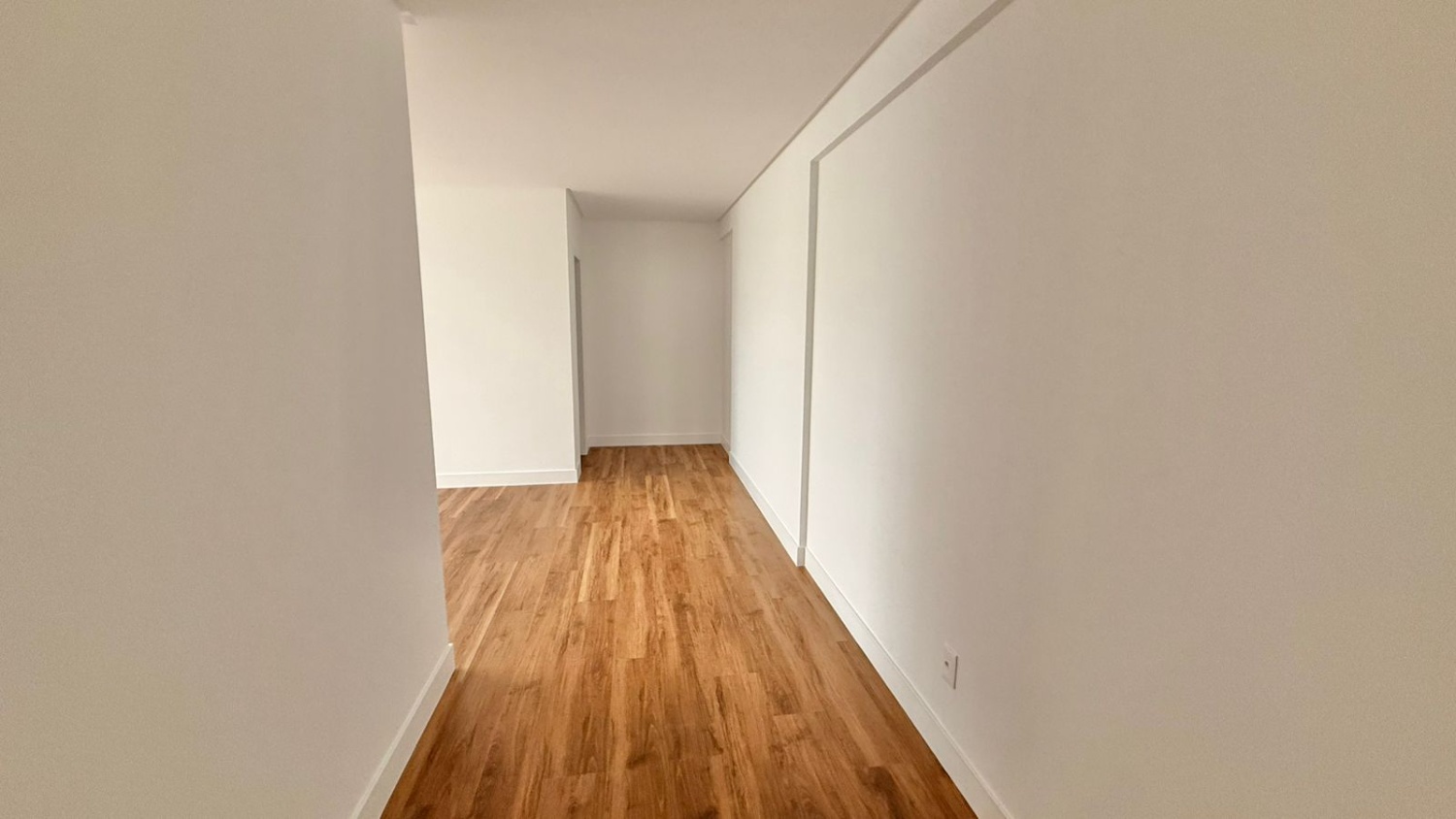 Apartamento no Edifício Riva na Praia Brava - foto 9