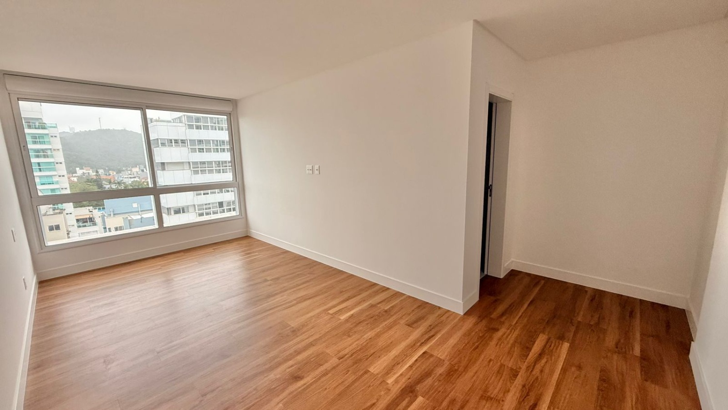 Apartamento no Edifício Riva na Praia Brava - foto 13