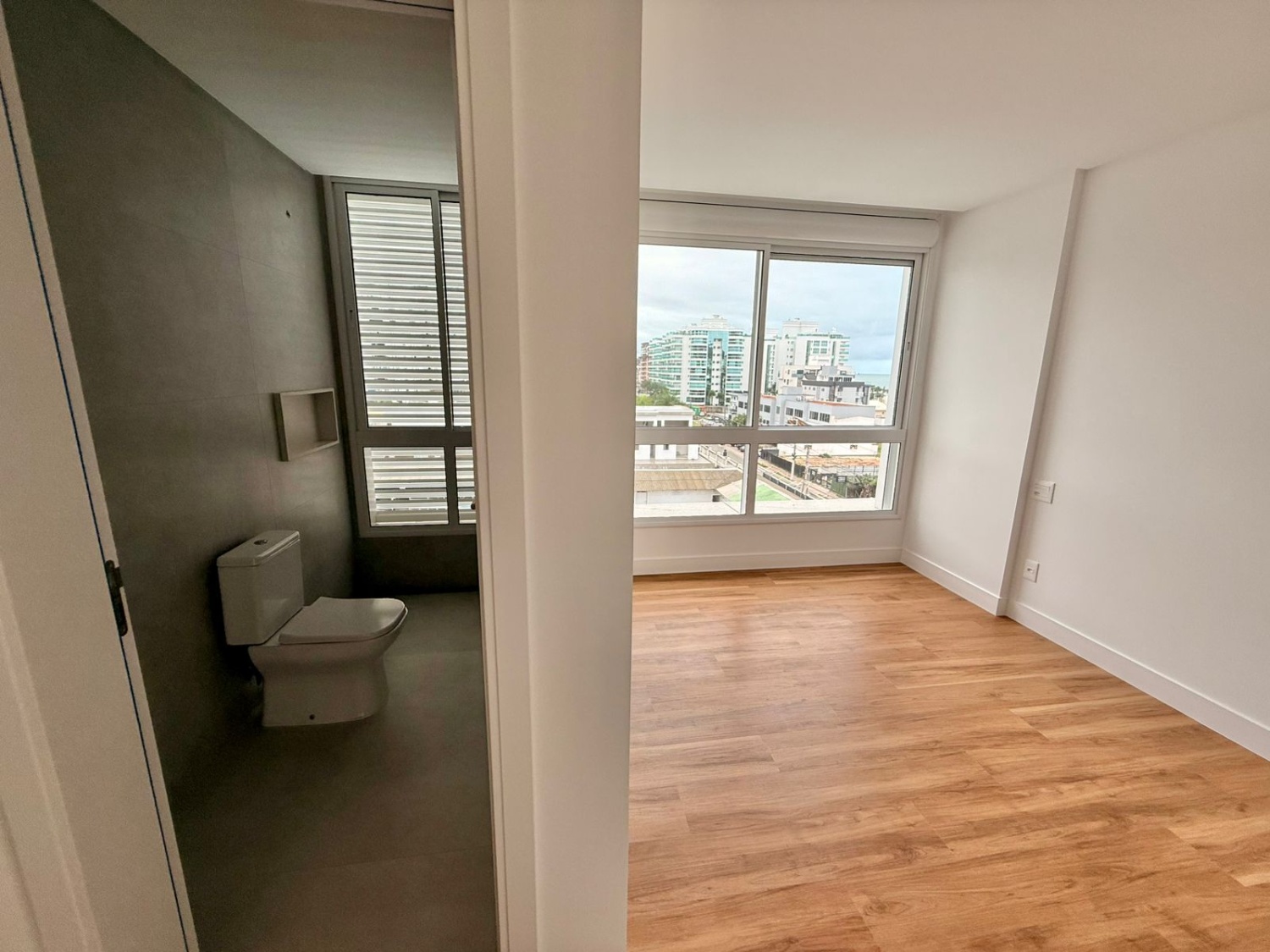 Apartamento no Edifício Riva na Praia Brava - foto 8