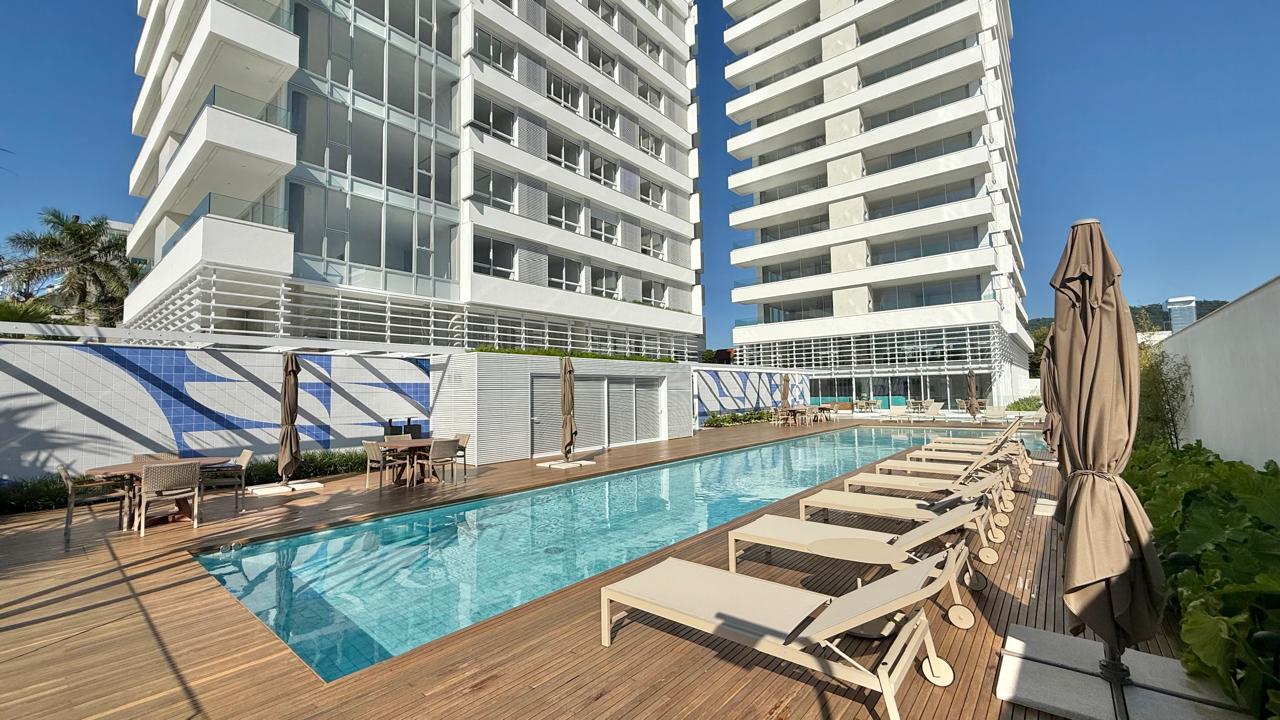 Apartamento no Edifício Riva na Praia Brava - foto 19