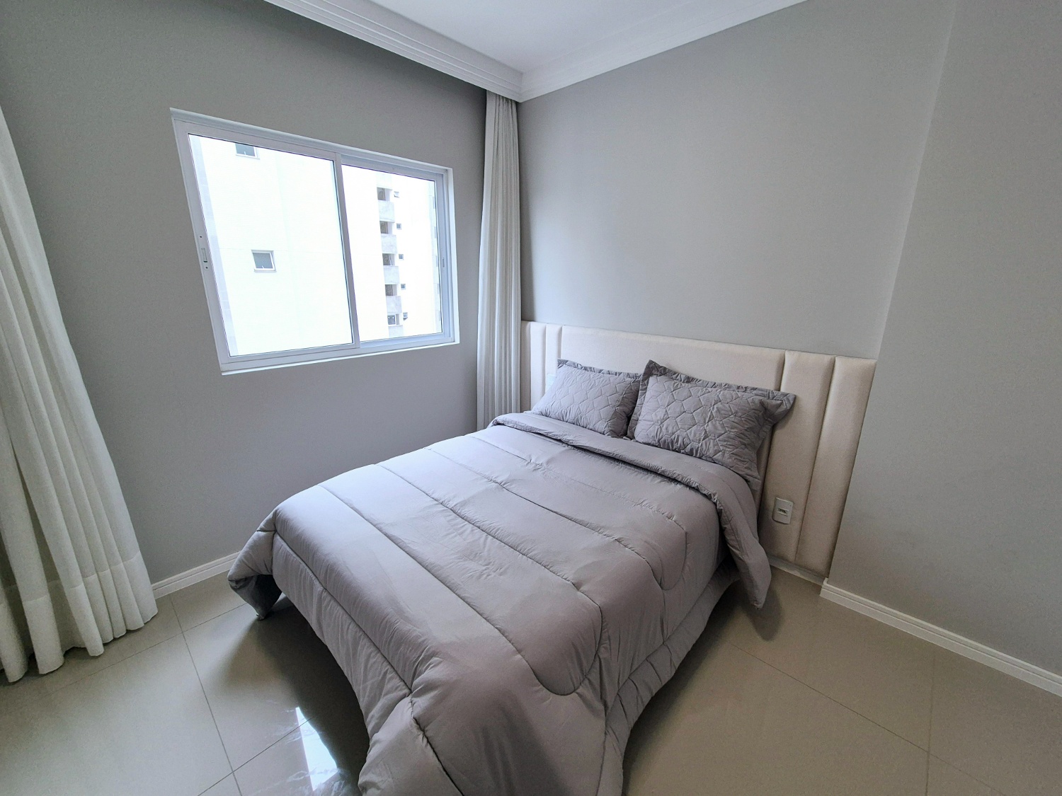 Apartamento no Edifício Puerto Chicama no Centro de Balneário Camboriú - foto 9