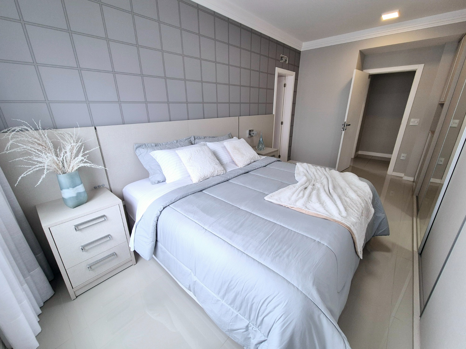 Apartamento no Edifício Puerto Chicama no Centro de Balneário Camboriú - foto 14
