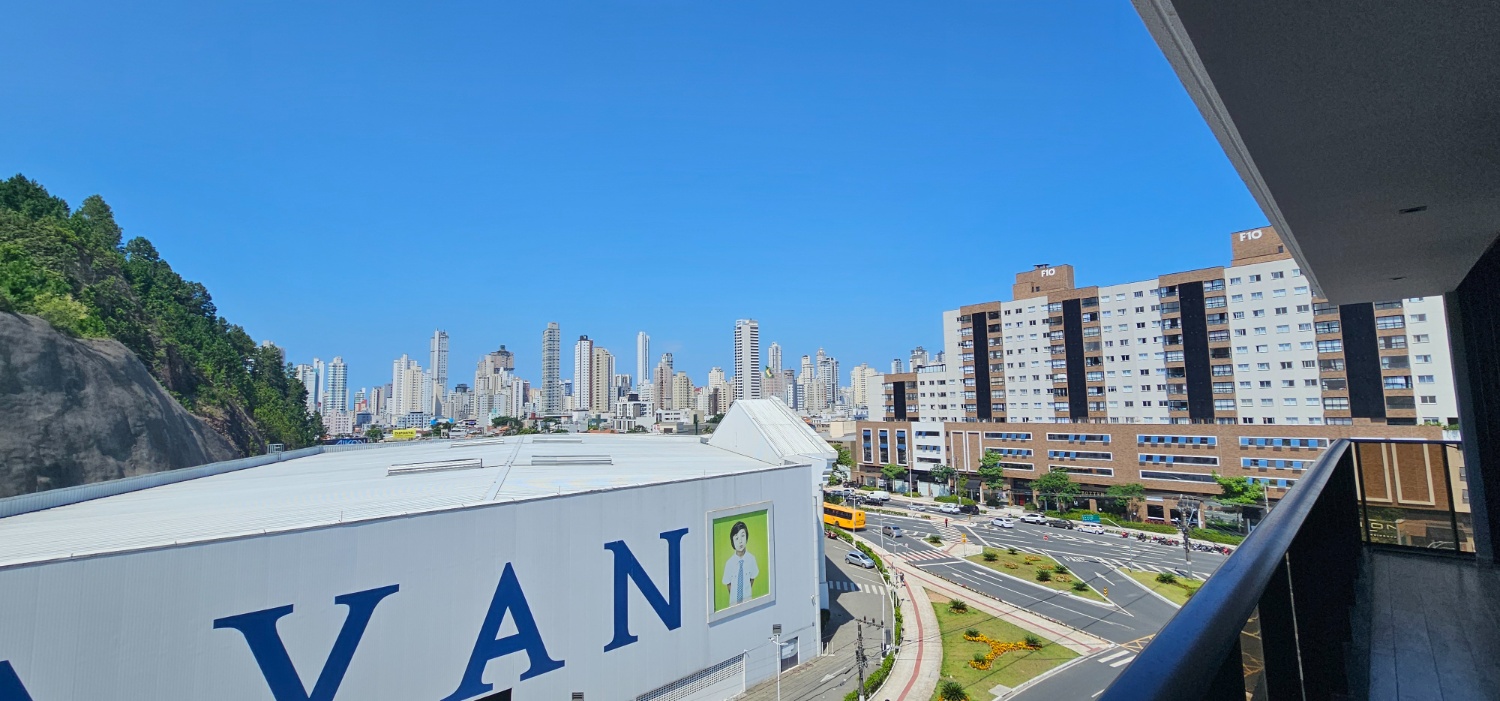 Apartamento no The Spot One anexo ao Balneário Shopping em Balneário Camboriú