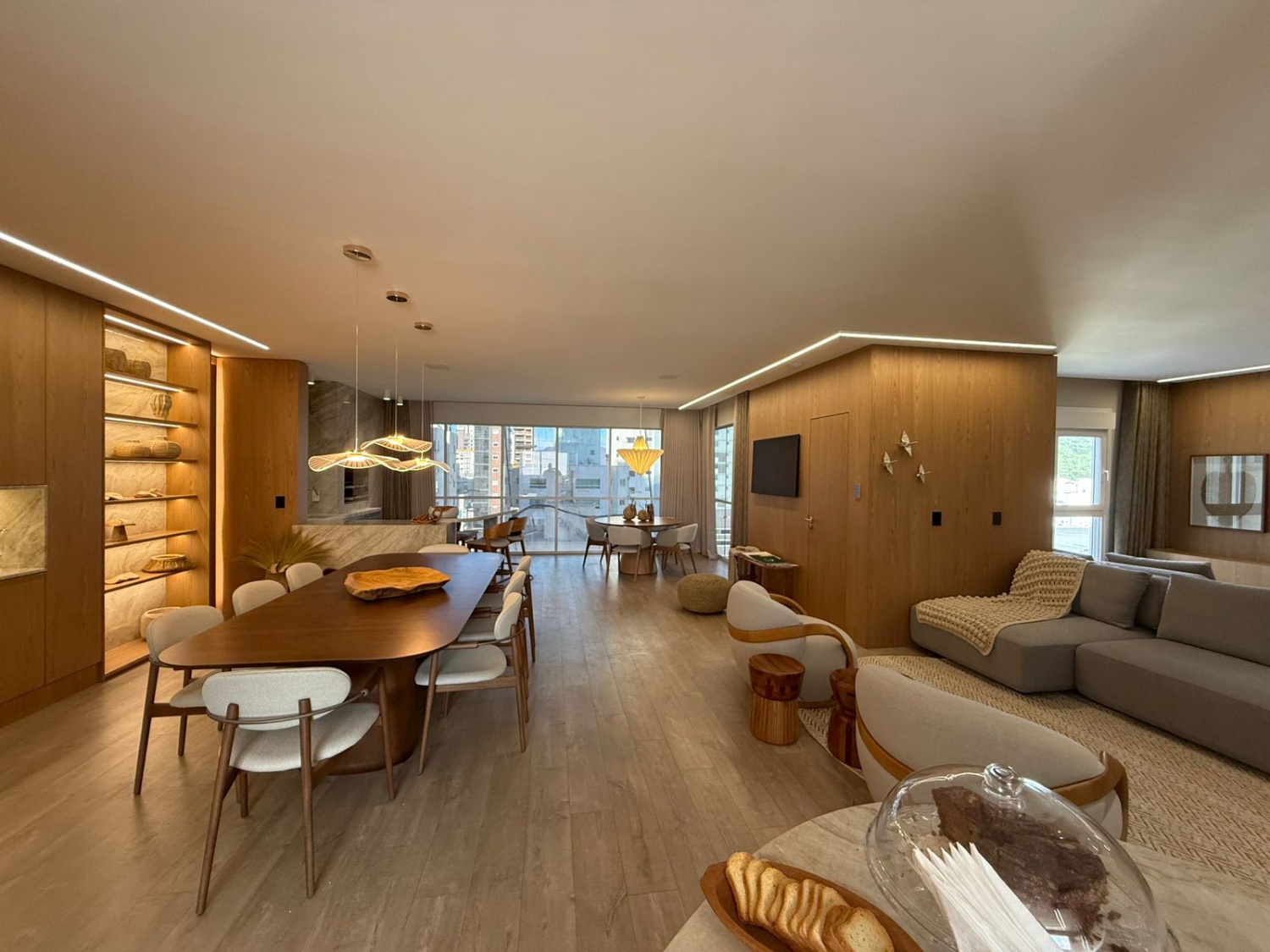 Apartamento no Edifício Crystal Tower em Balneário Camboriú - foto 4