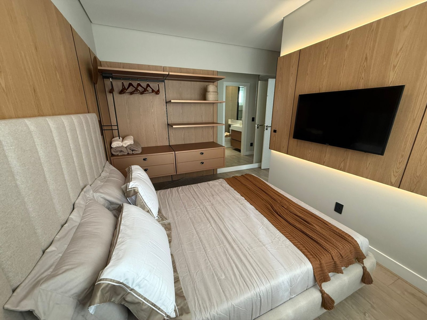 Apartamento no Edifício Crystal Tower em Balneário Camboriú - foto 12