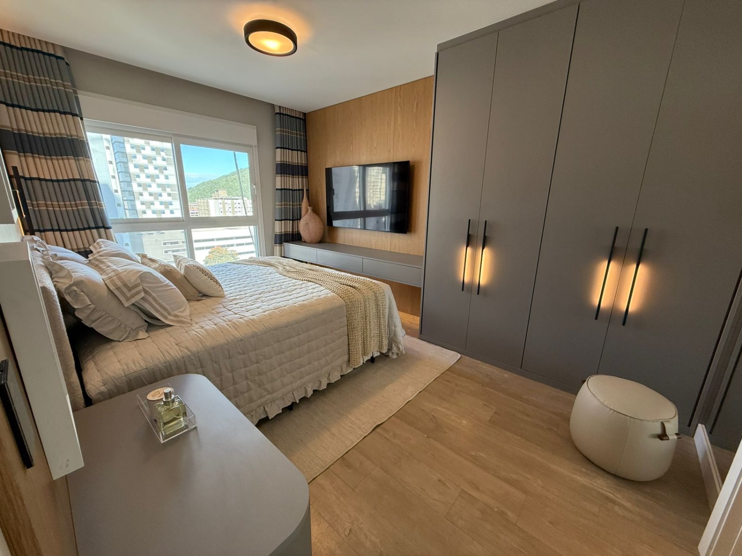 Apartamento no Edifício Crystal Tower em Balneário Camboriú - foto 15