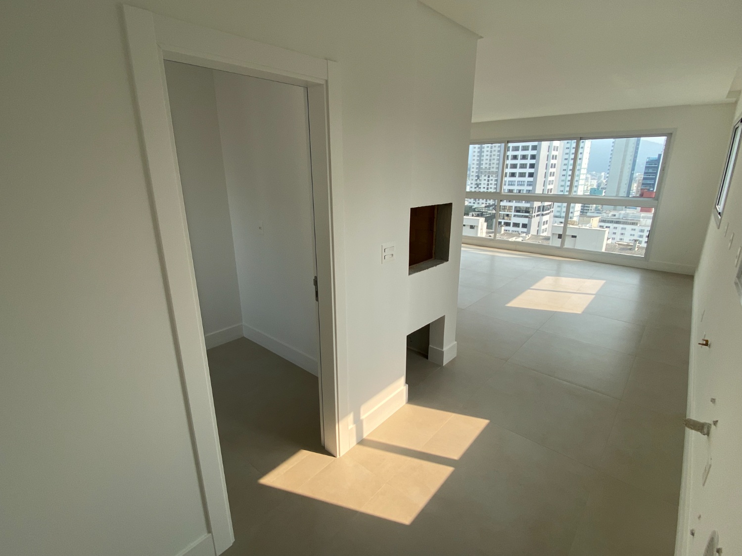 Apartamento no Edifício Santelmo no Centro de Balneário Camboriú - foto 7