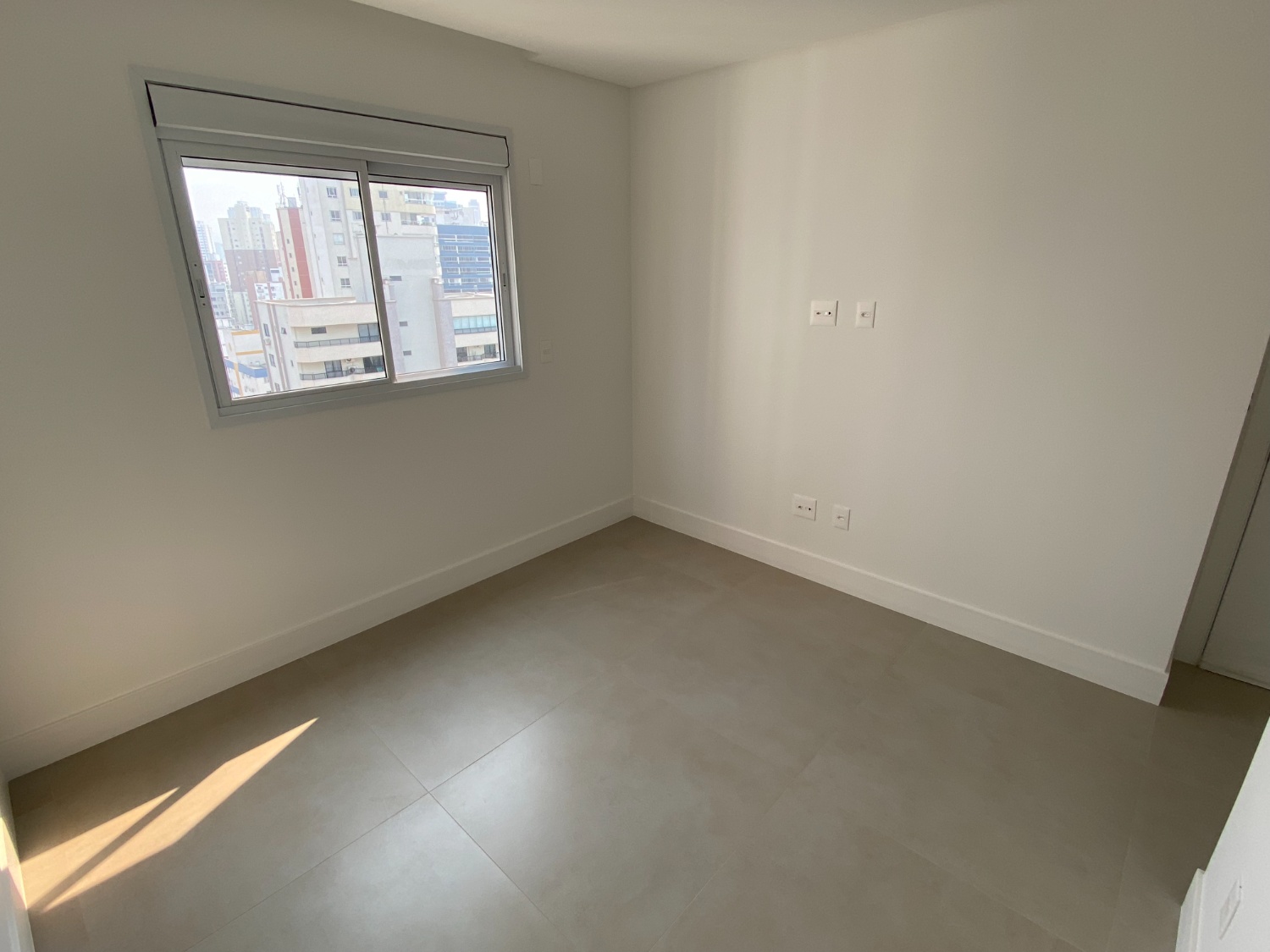 Apartamento no Edifício Santelmo no Centro de Balneário Camboriú - foto 15