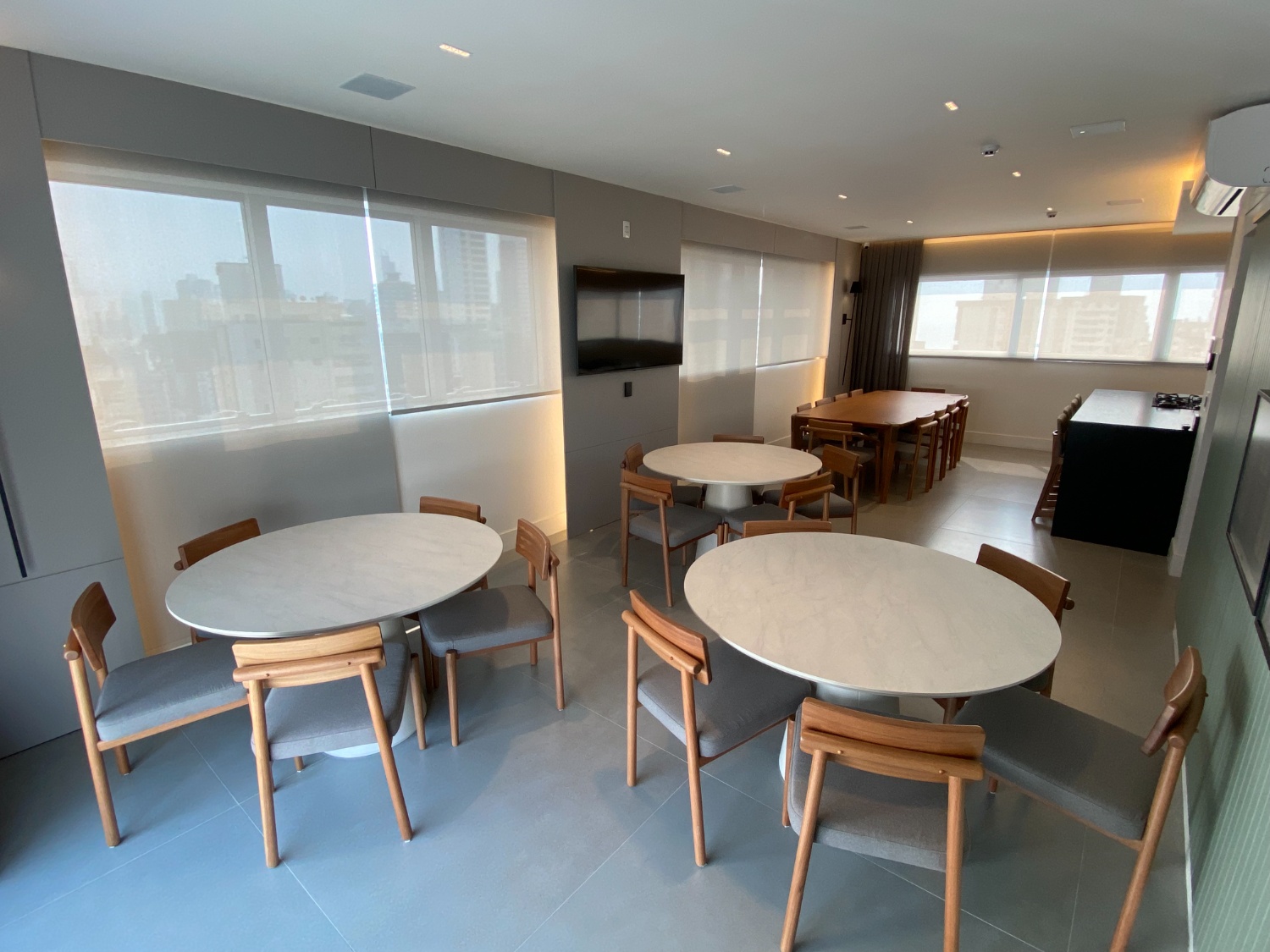 Apartamento no Edifício Santelmo no Centro de Balneário Camboriú - foto 30