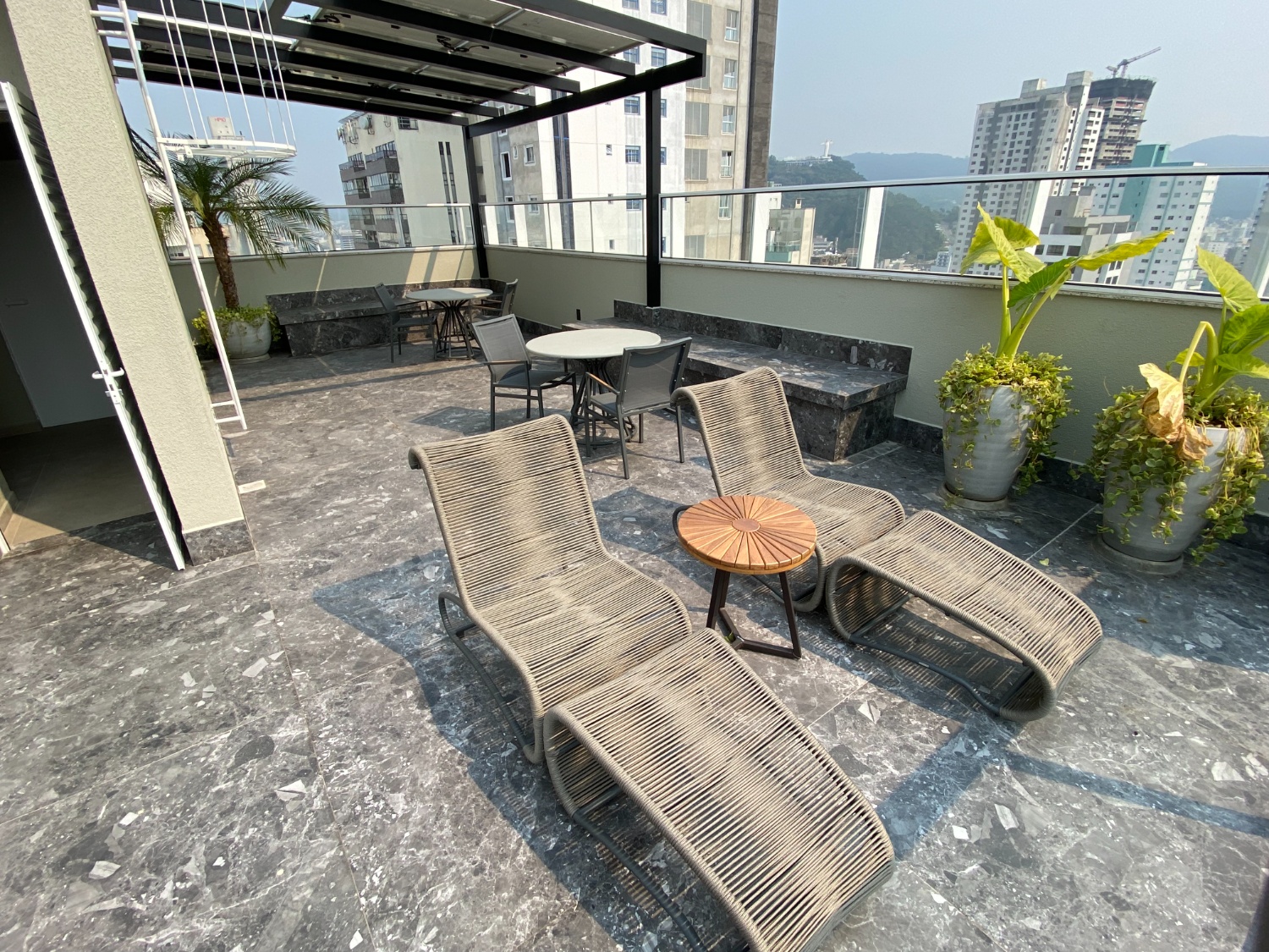 Apartamento no Edifício Santelmo no Centro de Balneário Camboriú - foto 36
