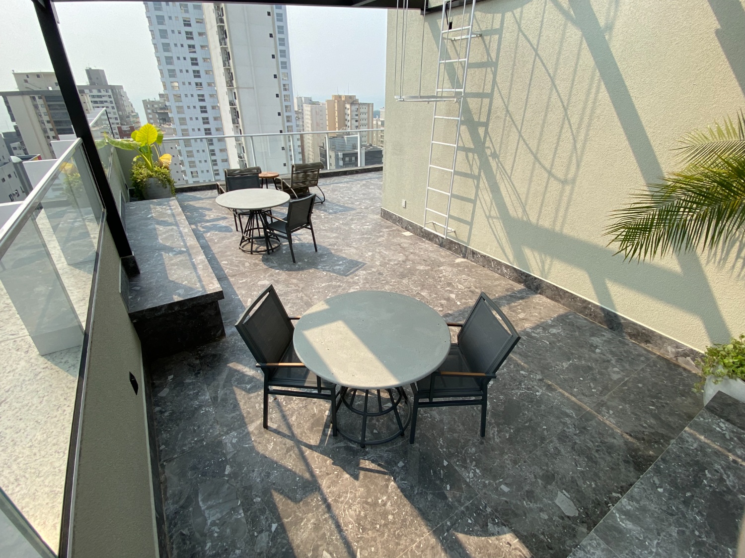 Apartamento no Edifício Santelmo no Centro de Balneário Camboriú - foto 37