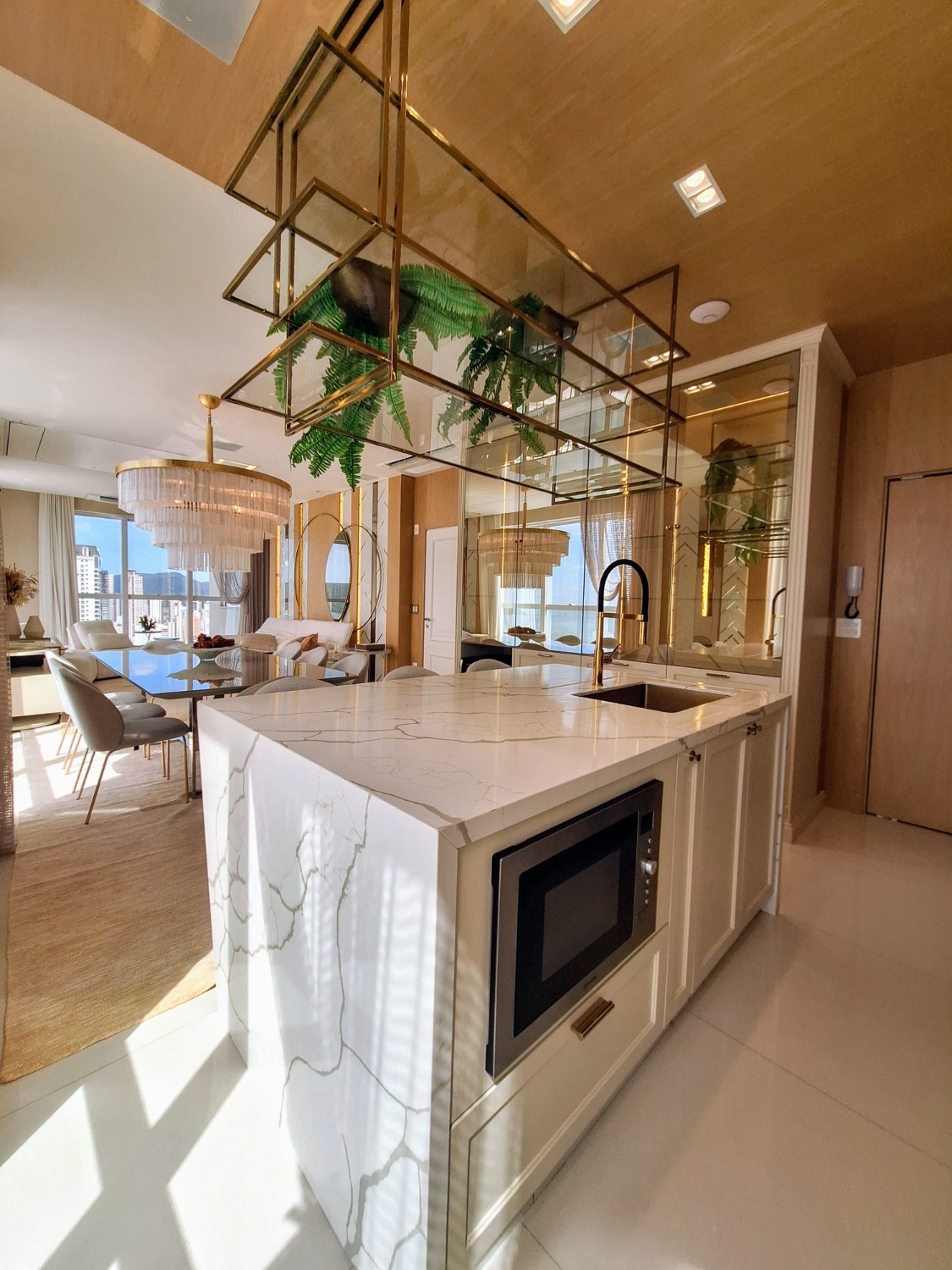 Apartamento no Edifício Le Visage Divinite em Balneário Camboriú - foto 7