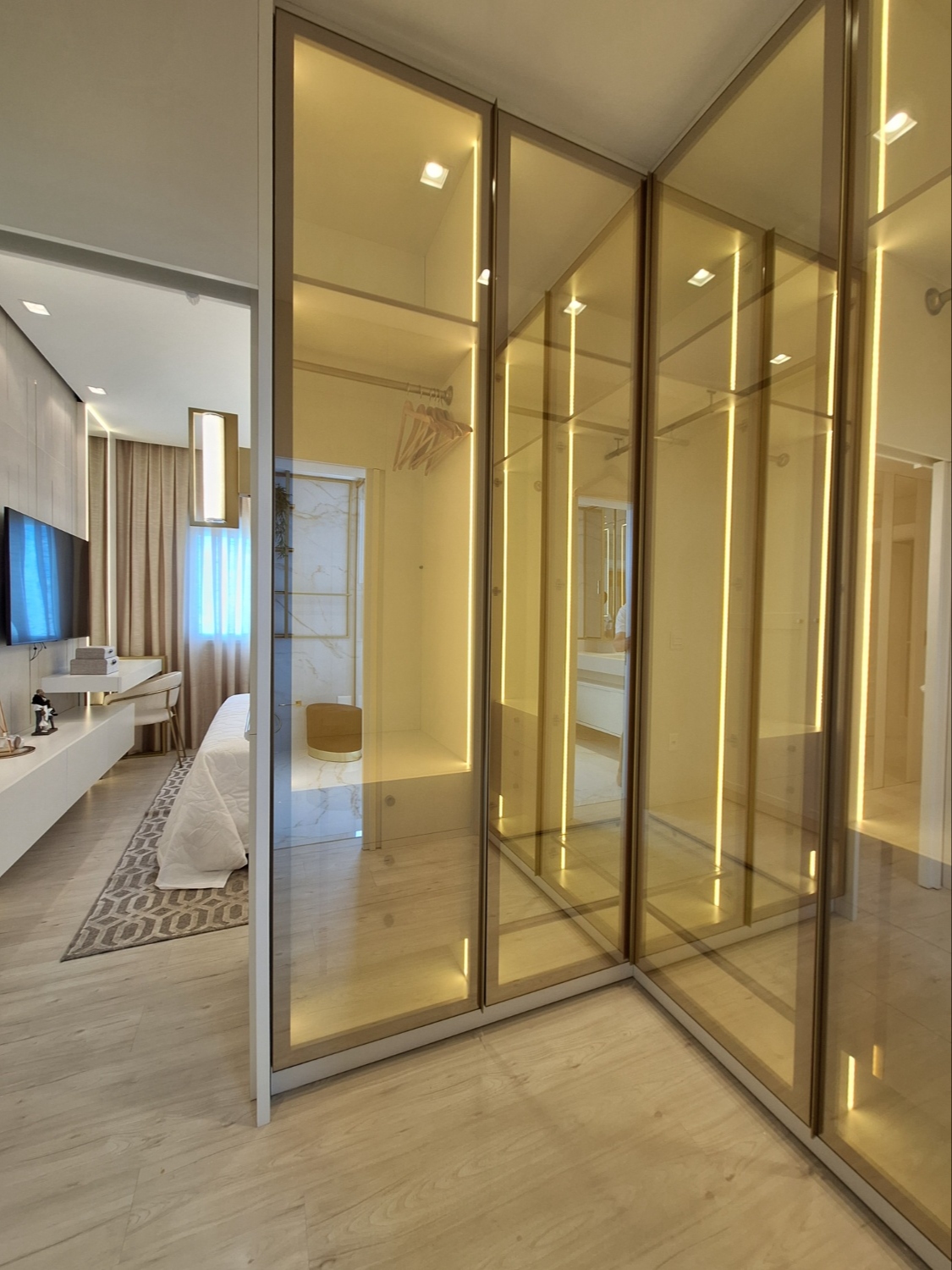 Apartamento no Edifício Le Visage Divinite em Balneário Camboriú - foto 18