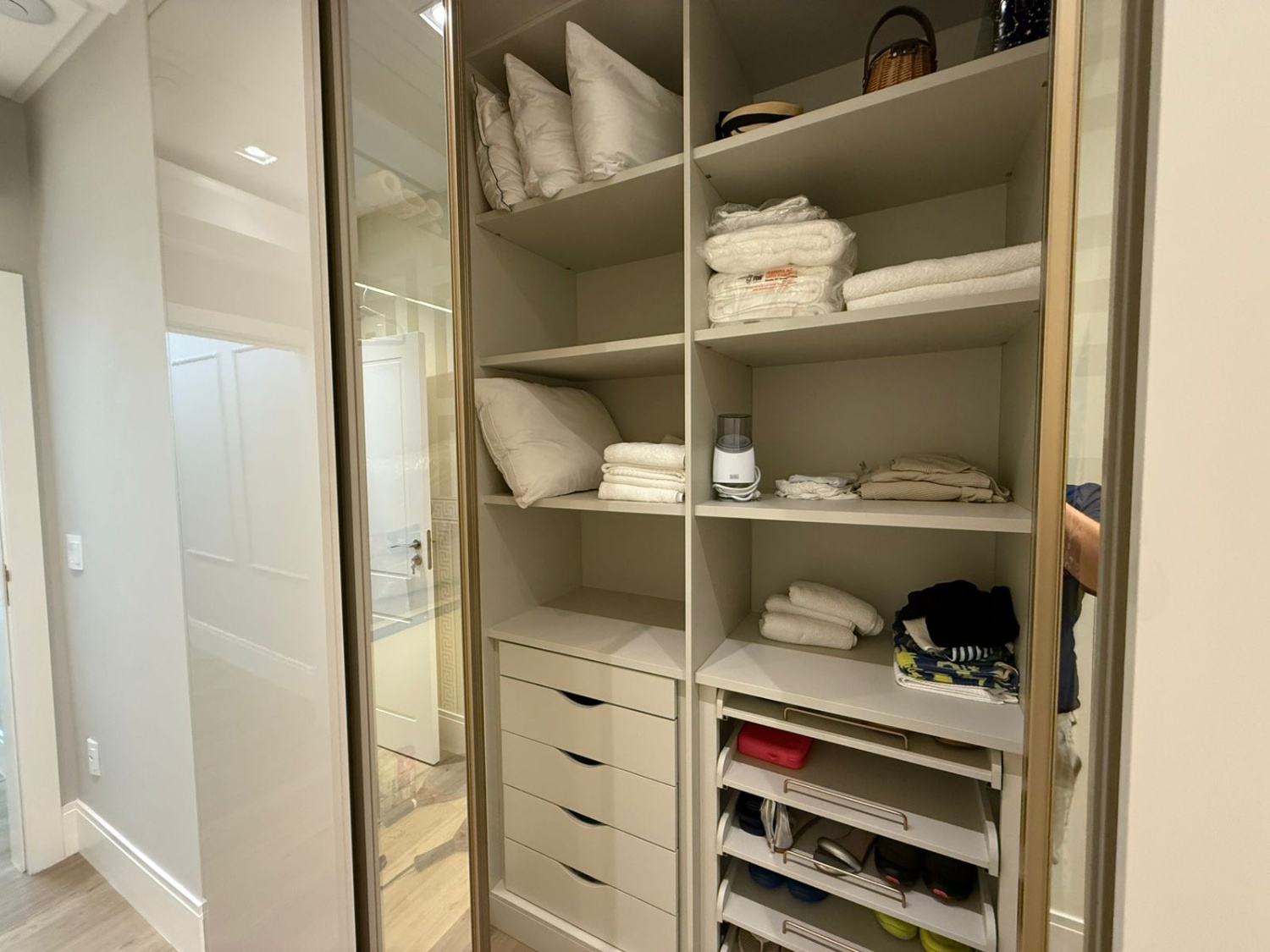 Apartamento no Edifício Lá Riviera em Itapema - foto 16