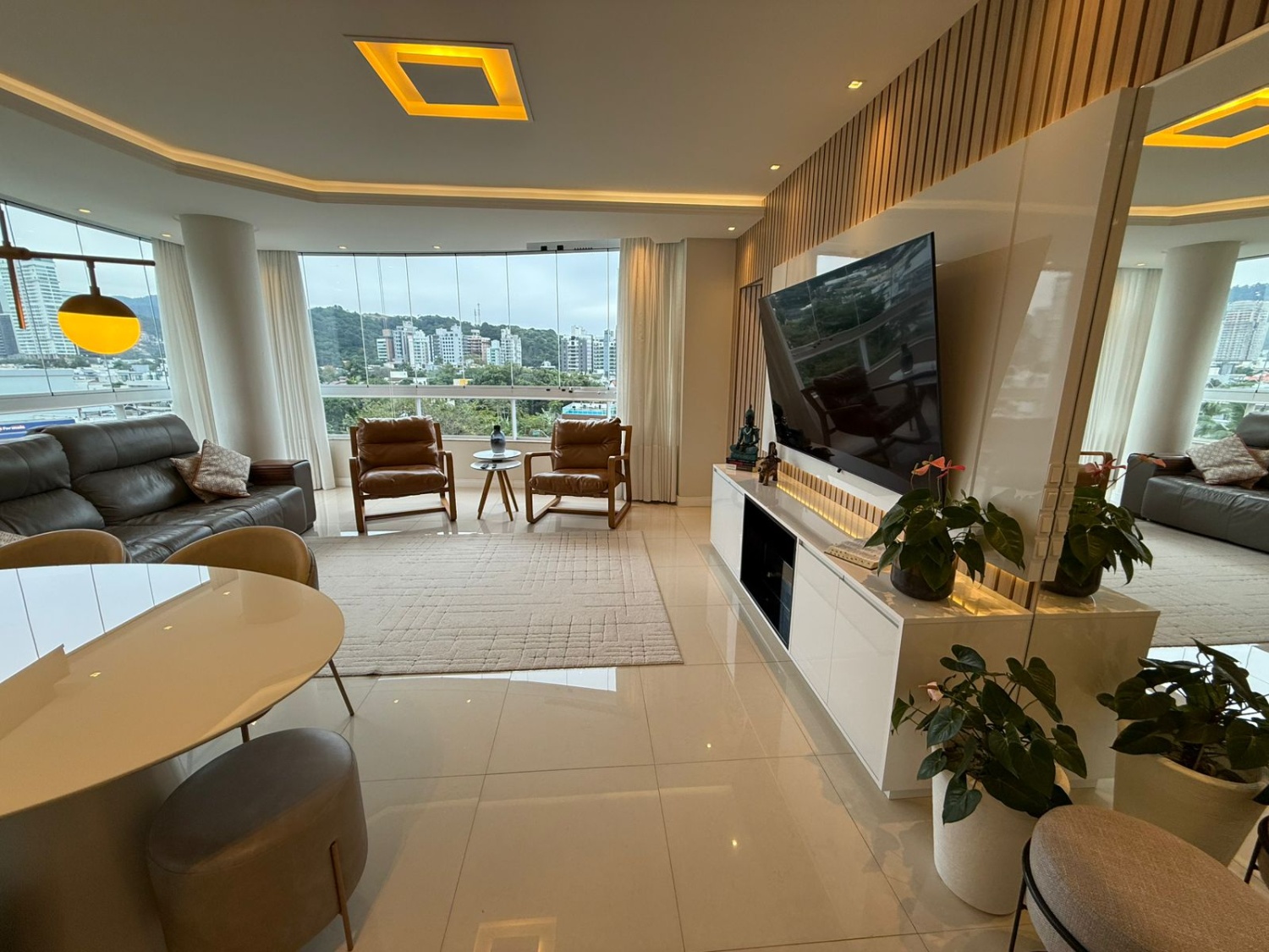 Apartamento no Edifício Brava Premium na Praia Brava - foto 3