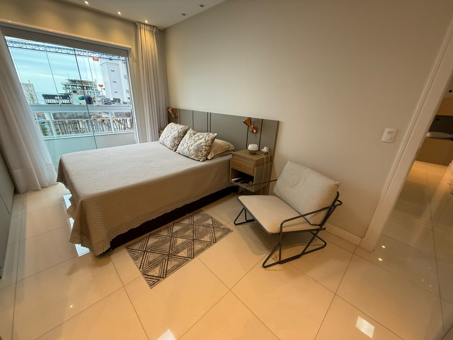 Apartamento no Edifício Brava Premium na Praia Brava - foto 12