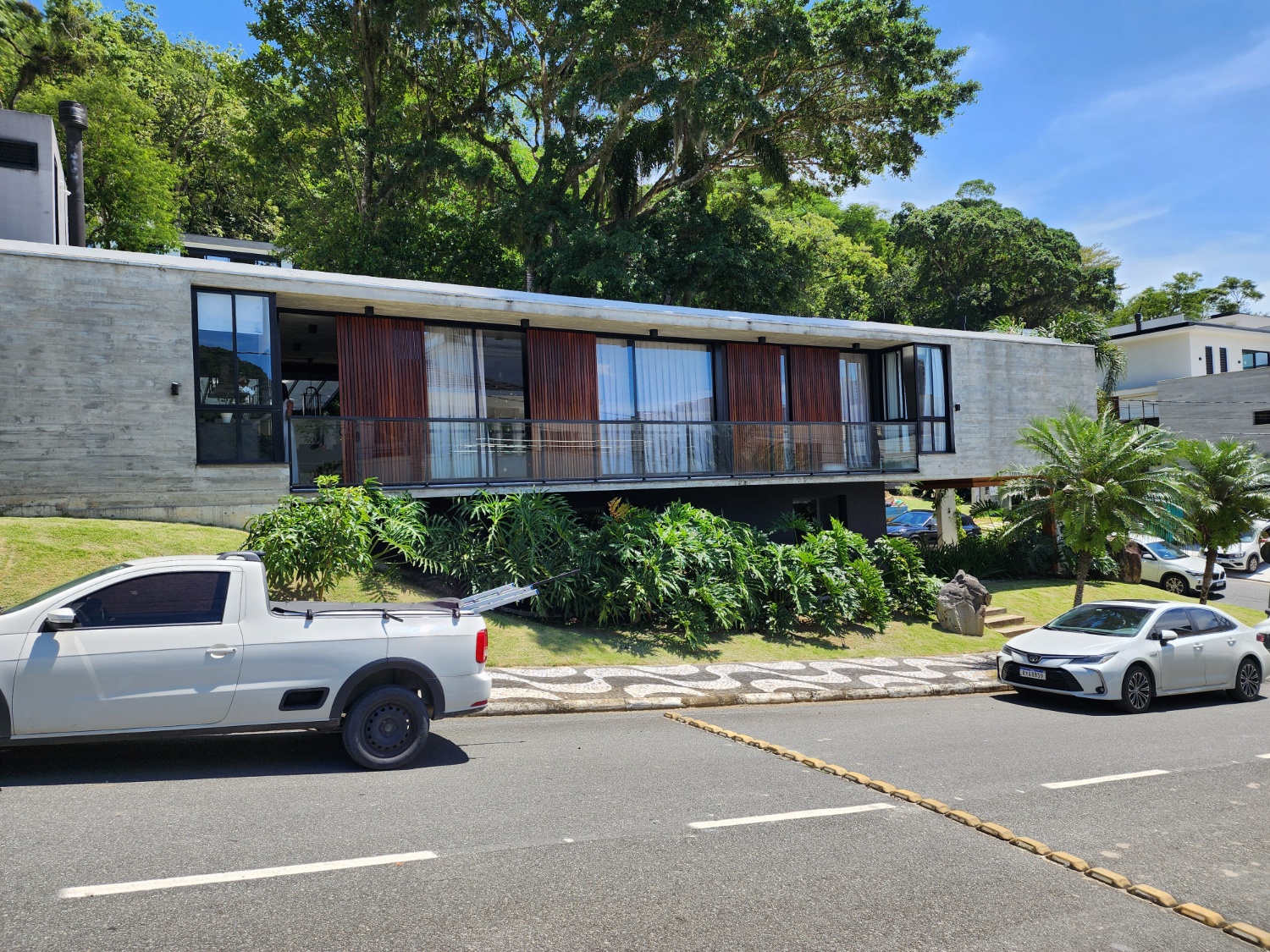 Casa Horizonte no Condomínio Bella Vista em Balneário Camboriú - foto 2