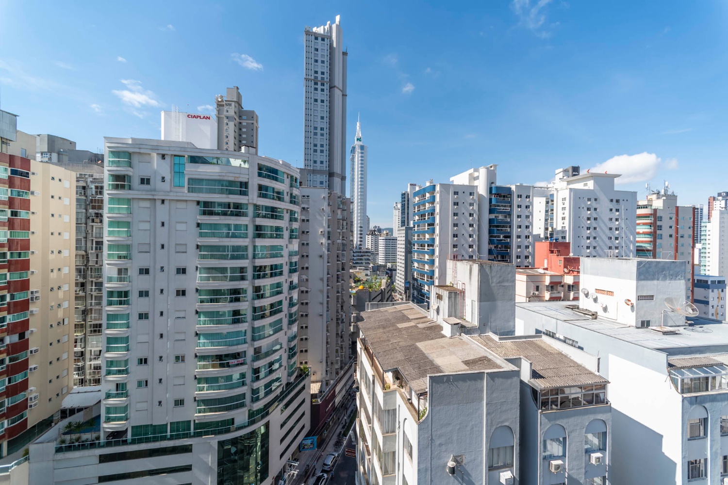 Apartamento no Ed. Cyano Mare em Balneário Camboriú - foto 10
