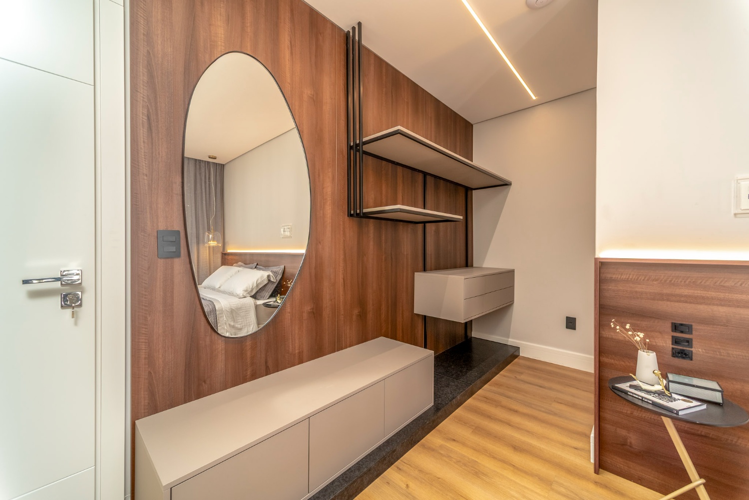 Apartamento no Ed. Cyano Mare em Balneário Camboriú - foto 31
