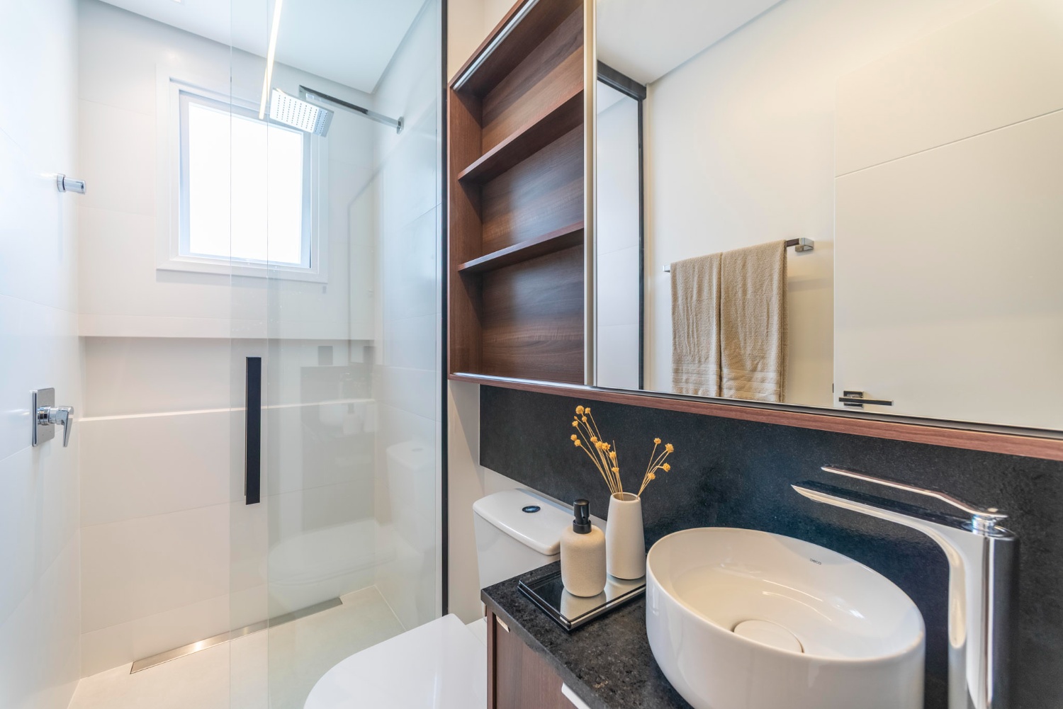 Apartamento no Ed. Cyano Mare em Balneário Camboriú - foto 35