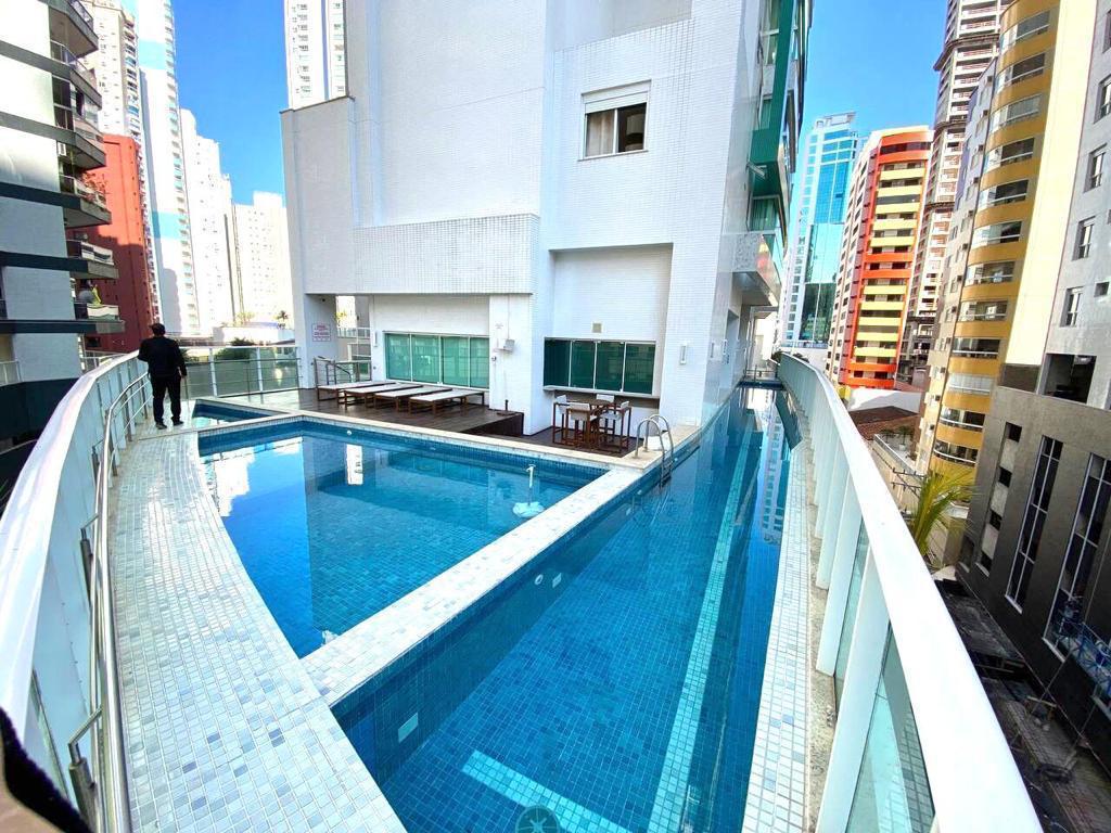 Apartamento Diferenciado com Terraço no Ed. Palm Beach em Balneário Camboriú - foto 12