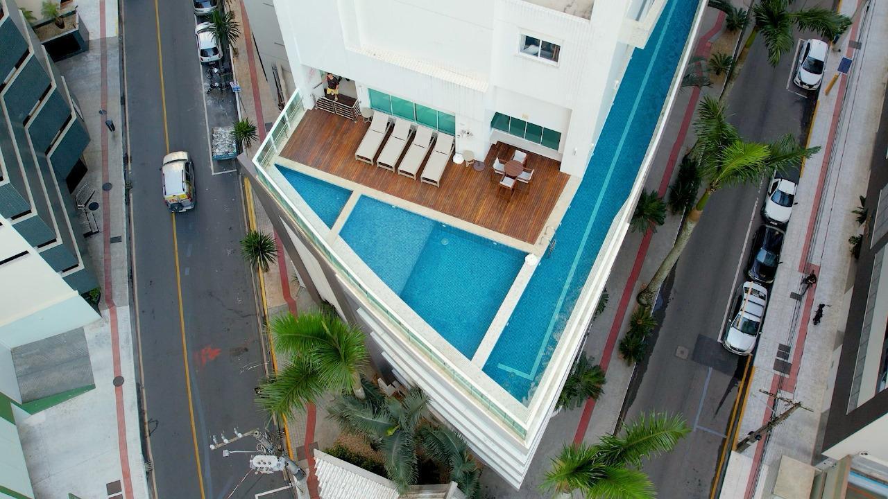 Apartamento Diferenciado com Terraço no Ed. Palm Beach em Balneário Camboriú - foto 13