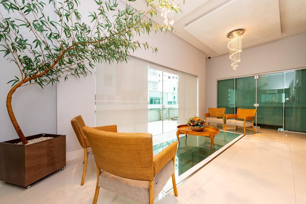 Apartamento Diferenciado com Terraço no Ed. Palm Beach em Balneário Camboriú - foto 15
