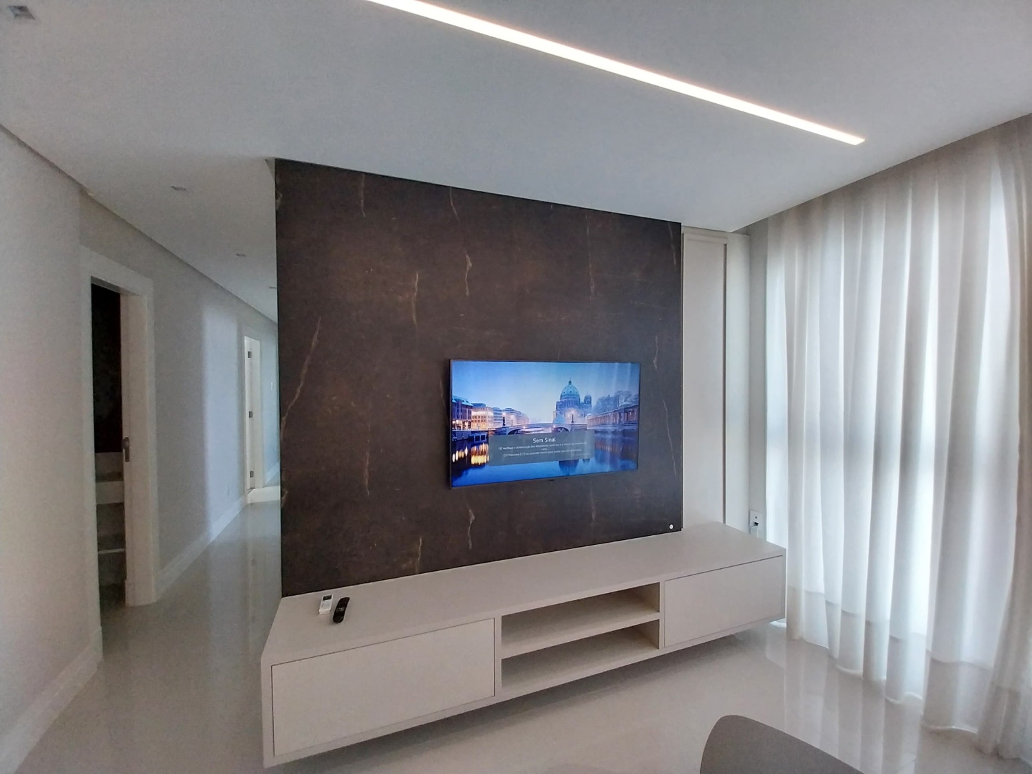 Apartamento no Edifício Eleganza Tower em Balneário Camboriú - foto 4