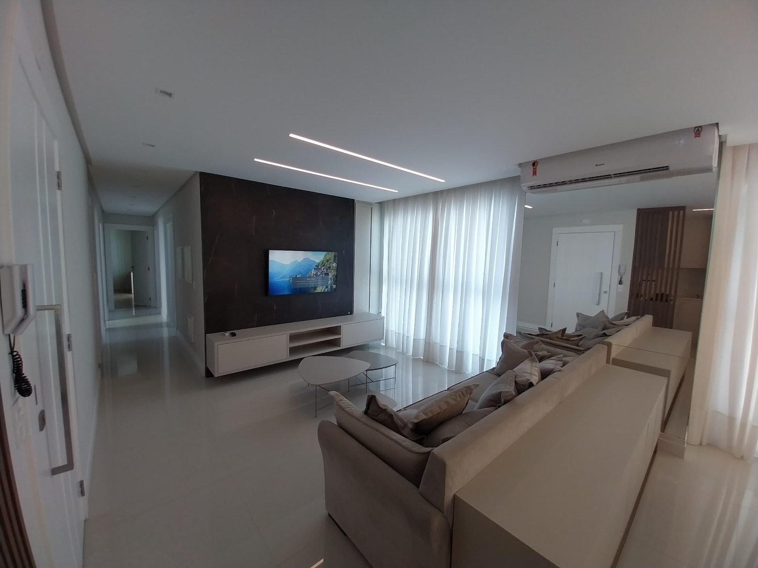 Apartamento no Edifício Eleganza Tower em Balneário Camboriú - foto 5