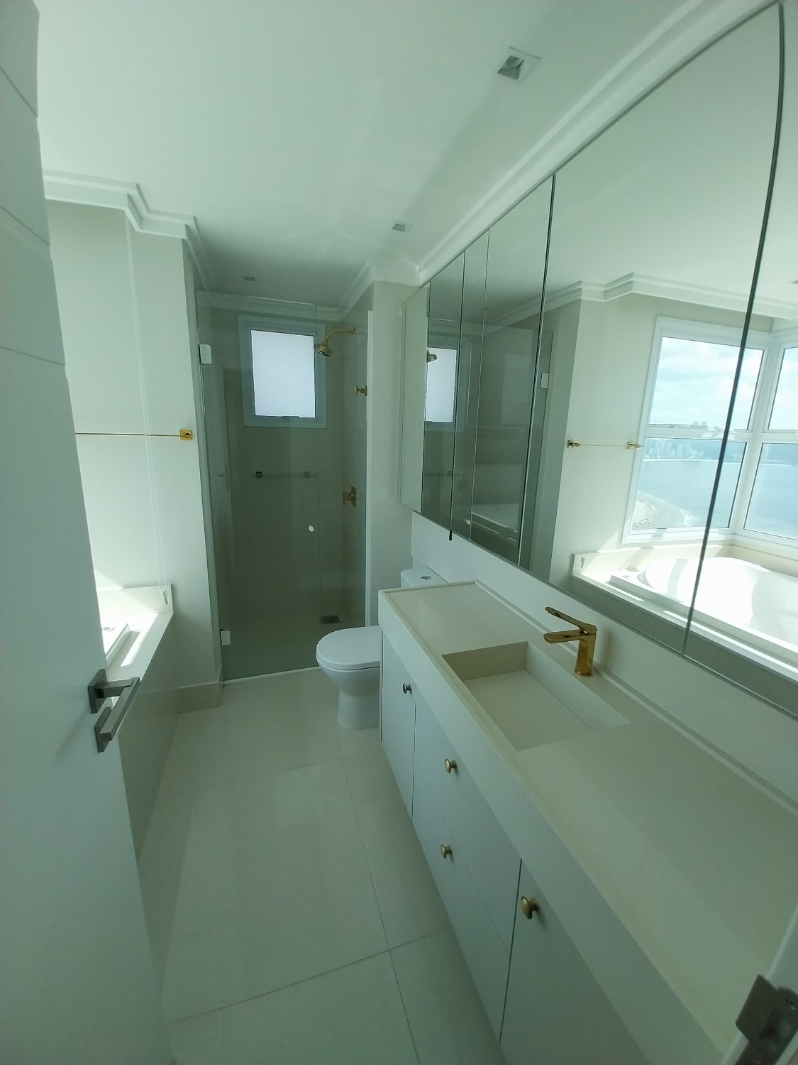 Apartamento no Edifício Eleganza Tower em Balneário Camboriú - foto 12
