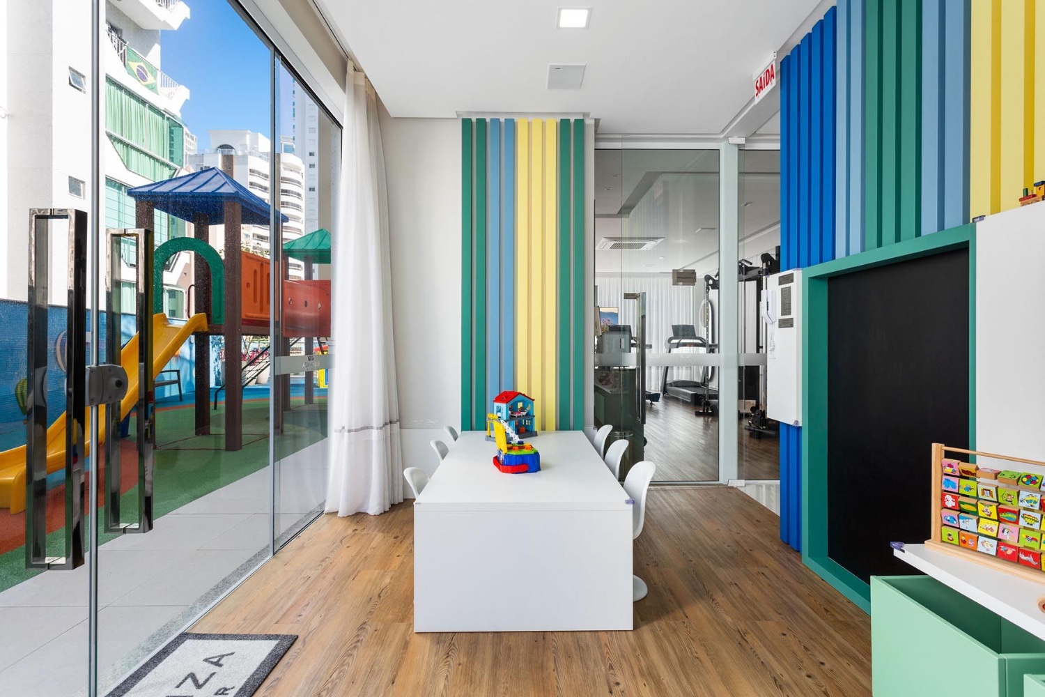 Apartamento no Edifício Eleganza Tower em Balneário Camboriú - foto 29
