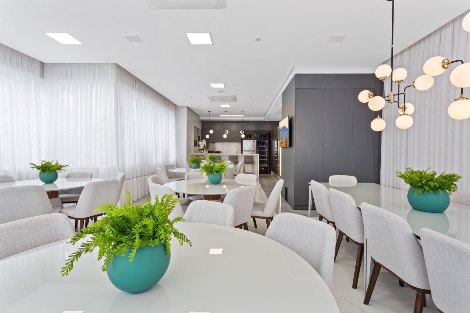 Apartamento no Edifício Eleganza Tower em Balneário Camboriú - foto 38
