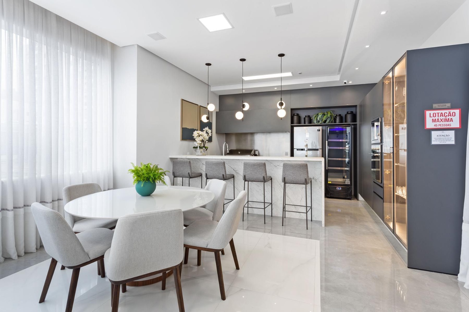 Apartamento no Edifício Eleganza Tower em Balneário Camboriú - foto 39