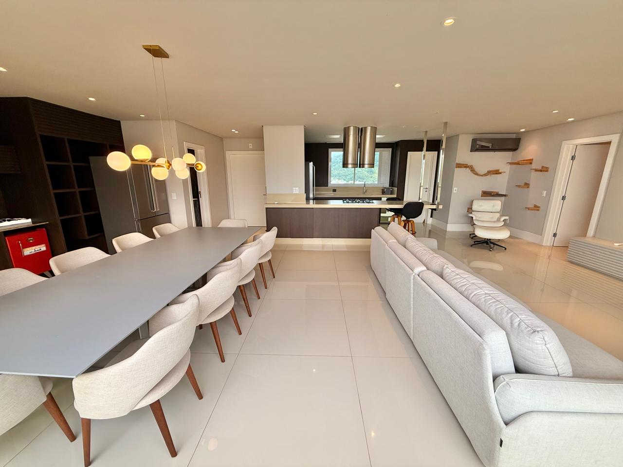 Apartamento no Ed. Mirage Residence na Praia Brava - foto 5