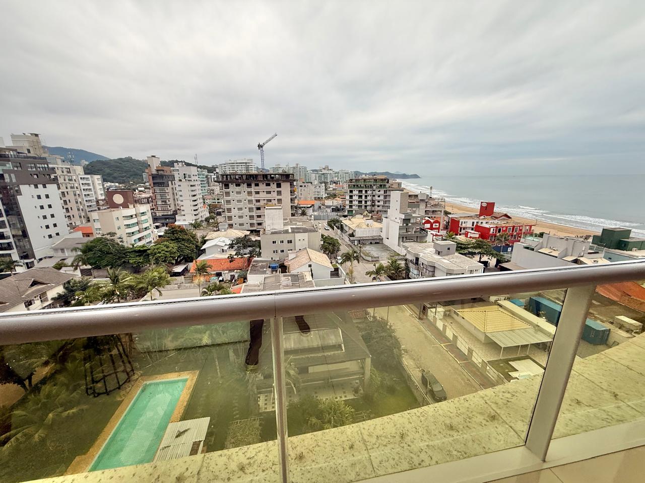Apartamento no Ed. Mirage Residence na Praia Brava - foto 10