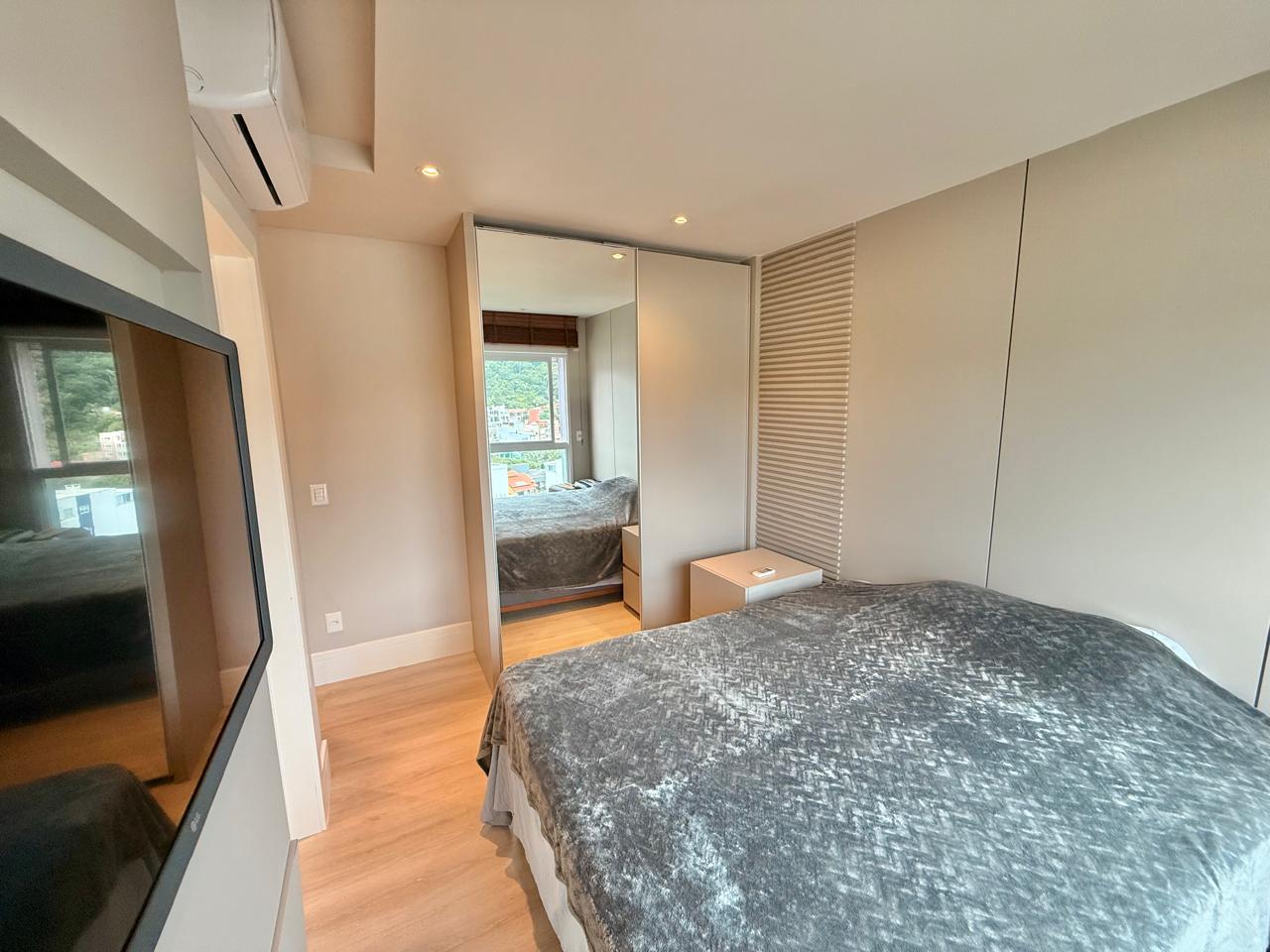 Apartamento no Ed. Mirage Residence na Praia Brava - foto 12