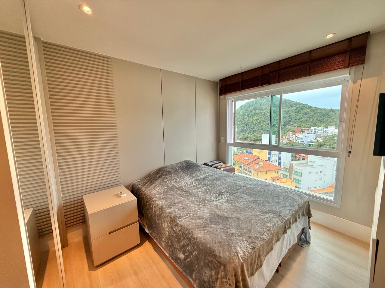 Apartamento no Ed. Mirage Residence na Praia Brava - foto 13