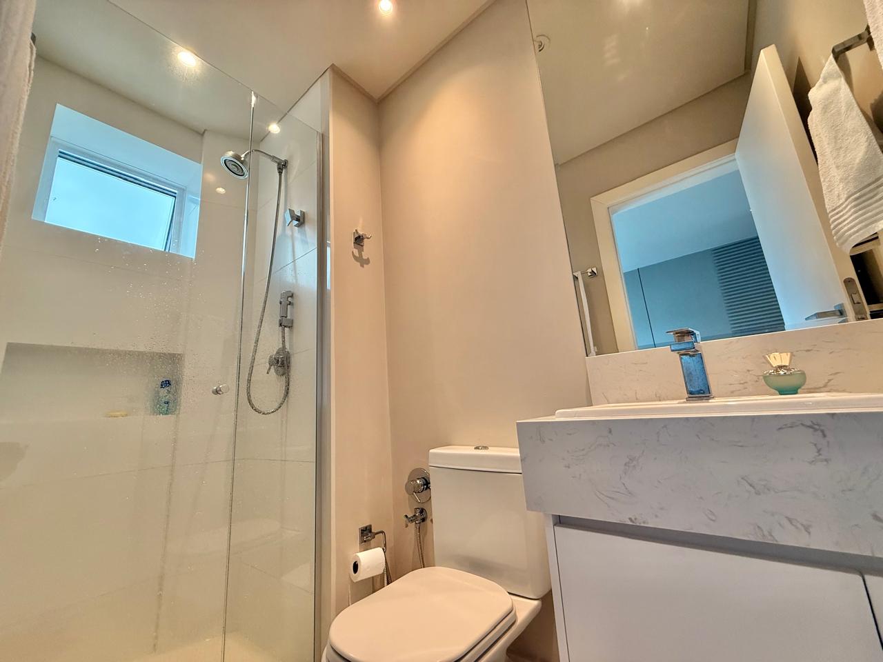 Apartamento no Ed. Mirage Residence na Praia Brava - foto 14