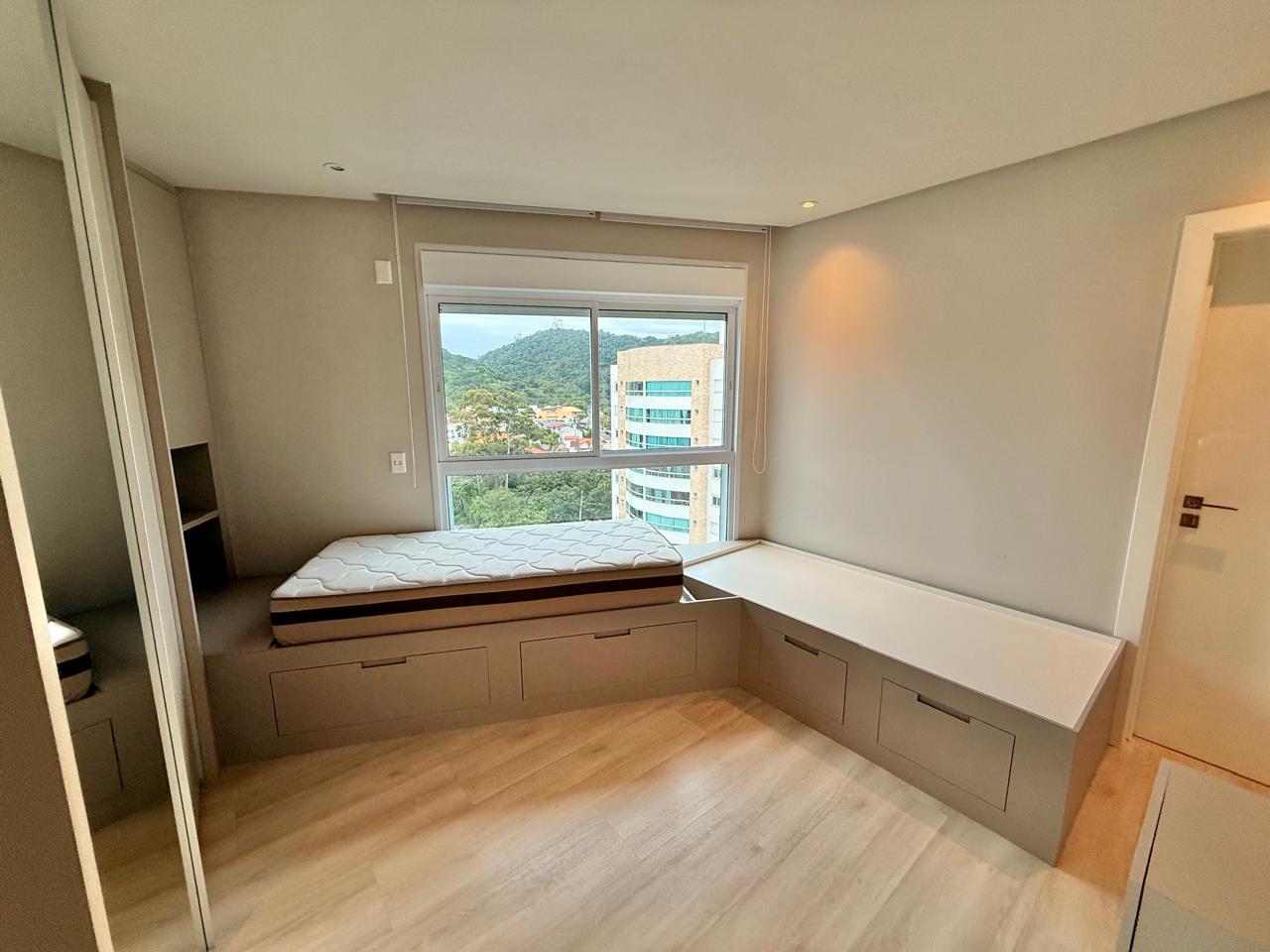 Apartamento no Ed. Mirage Residence na Praia Brava - foto 19