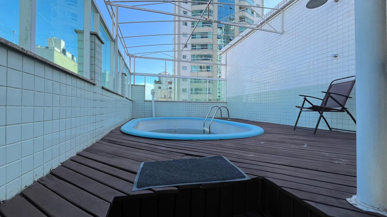 Cobertura no Residencial Cannes no Centro de Balneário Camboriú - foto 6