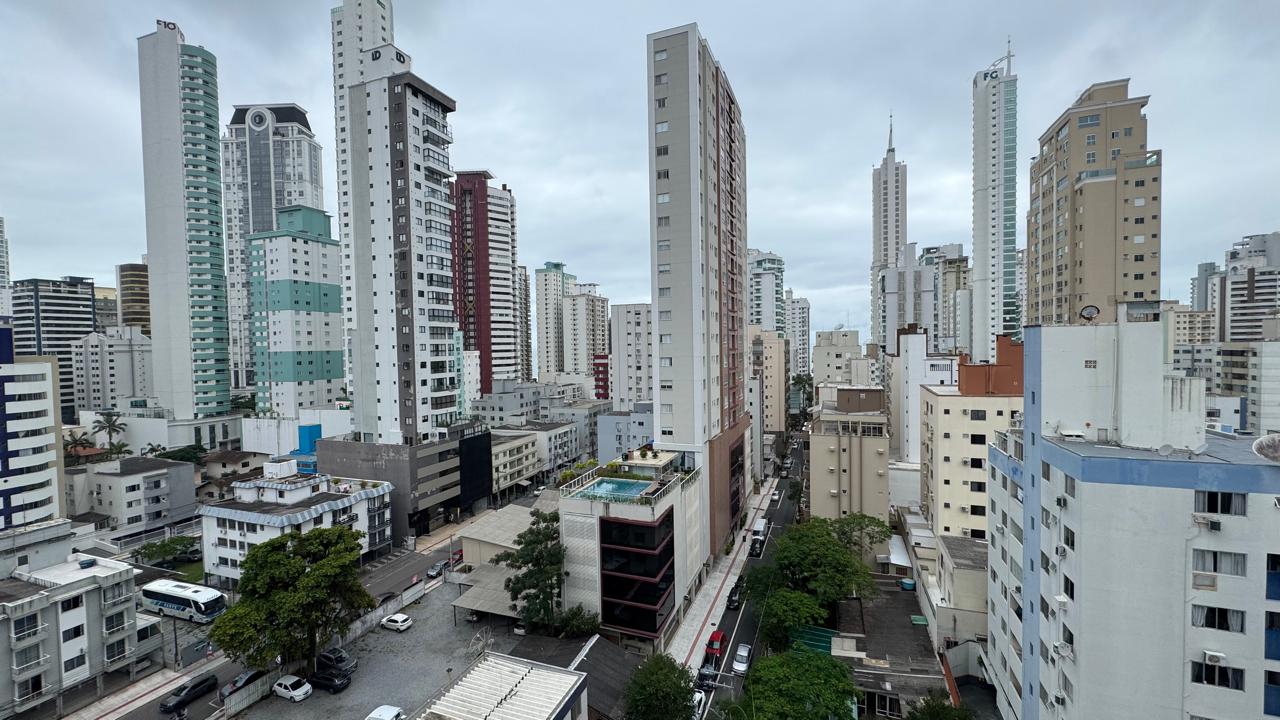 Cobertura no Residencial Cannes no Centro de Balneário Camboriú - foto 7