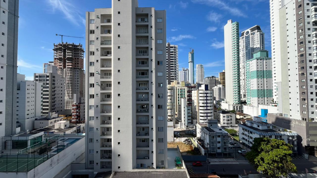 Cobertura no Residencial Cannes no Centro de Balneário Camboriú - foto 8
