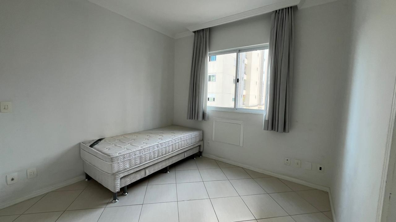 Cobertura no Residencial Cannes no Centro de Balneário Camboriú - foto 14