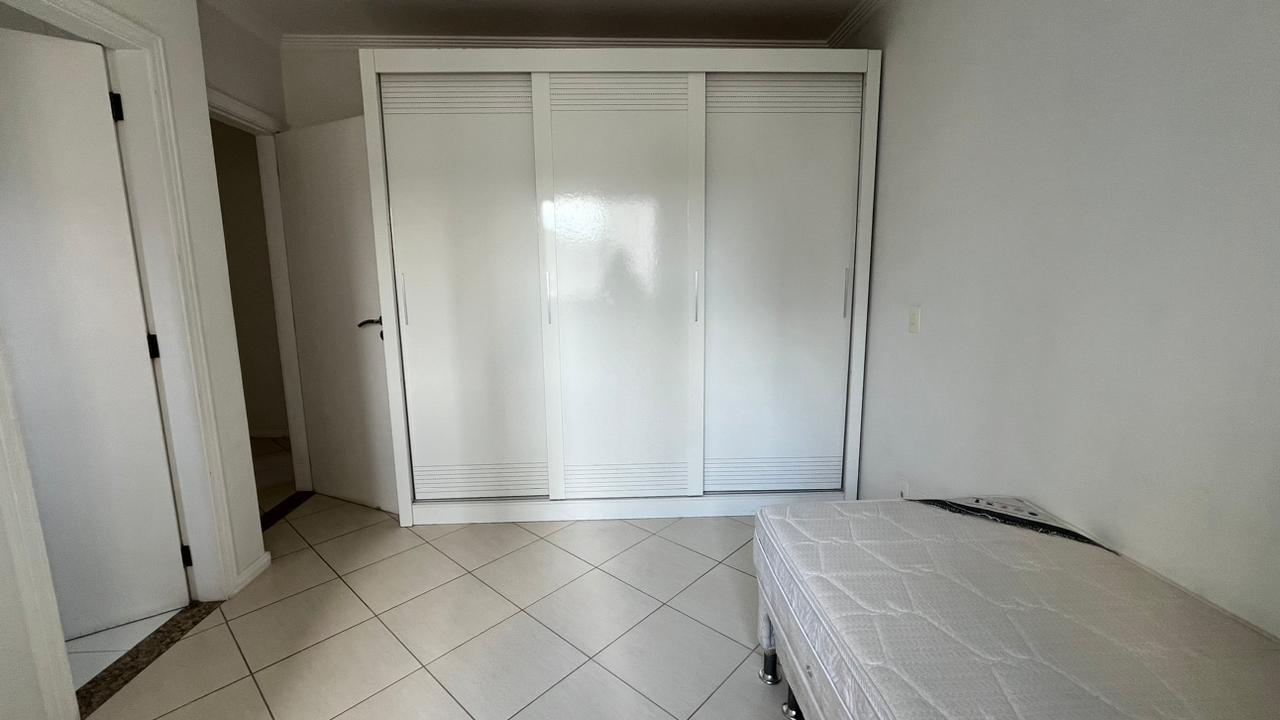 Cobertura no Residencial Cannes no Centro de Balneário Camboriú - foto 15