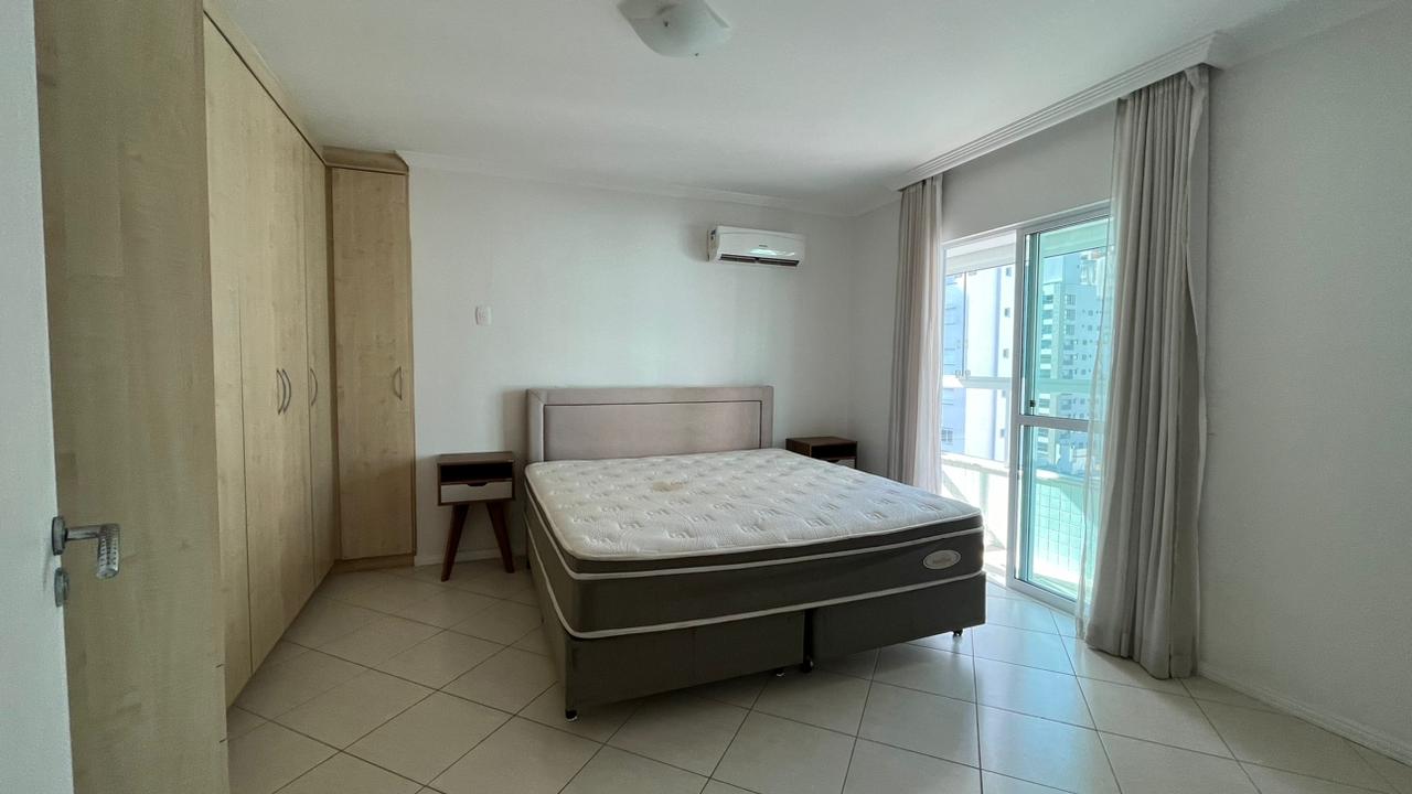 Cobertura no Residencial Cannes no Centro de Balneário Camboriú - foto 17