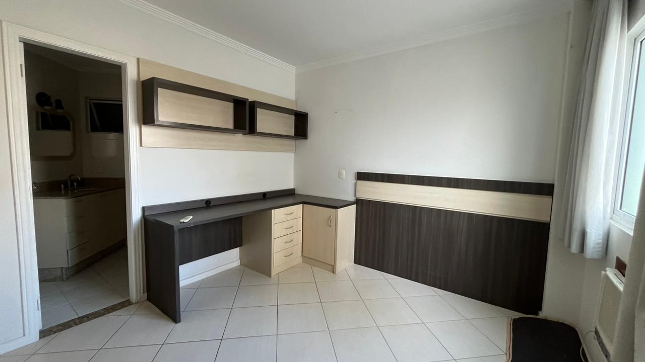 Cobertura no Residencial Cannes no Centro de Balneário Camboriú - foto 18