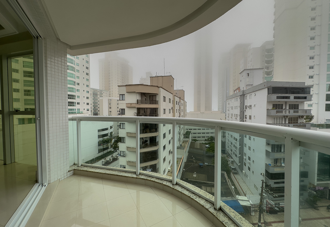 Apartamento no Edifício Villa Florence no Centro de Balneário Camboriú - foto 6