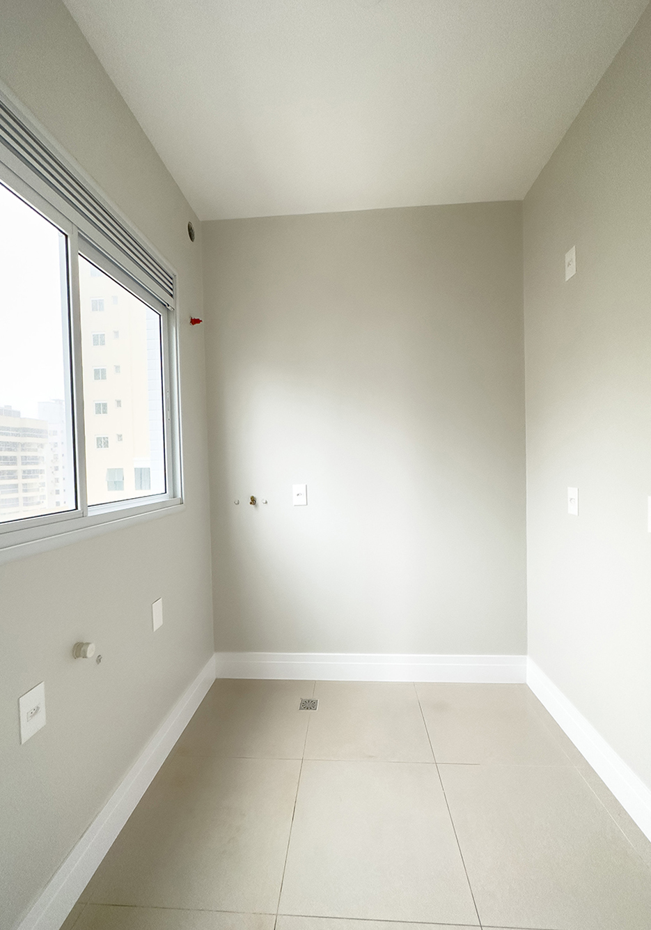 Apartamento no Edifício Villa Florence no Centro de Balneário Camboriú - foto 10